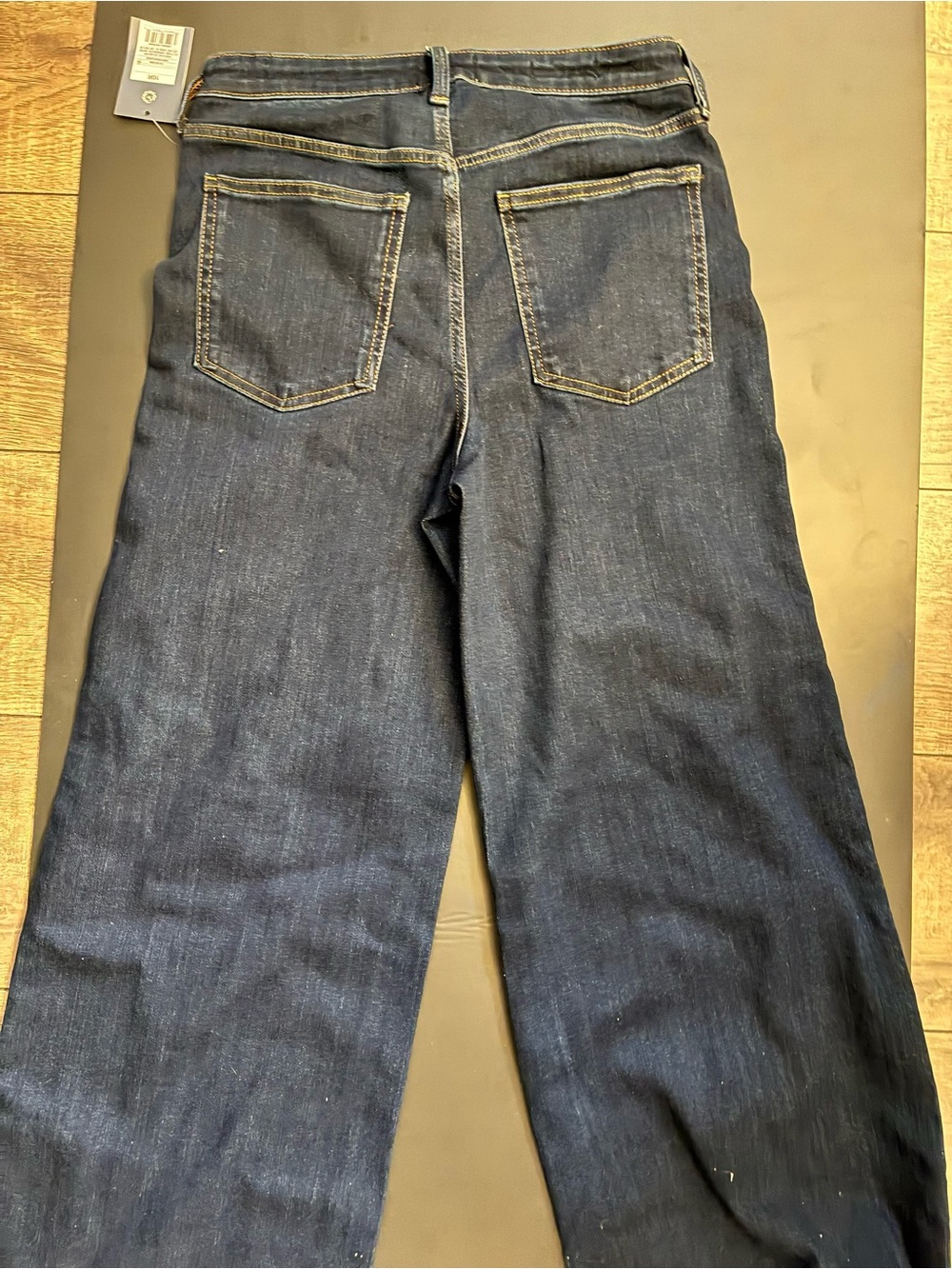 Universal Thread Everyday Wide Leg Women's Jeans in Dark Indigo - Picture 2 of 3